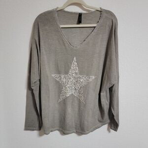 Venti6 Star Embellished Women's Top